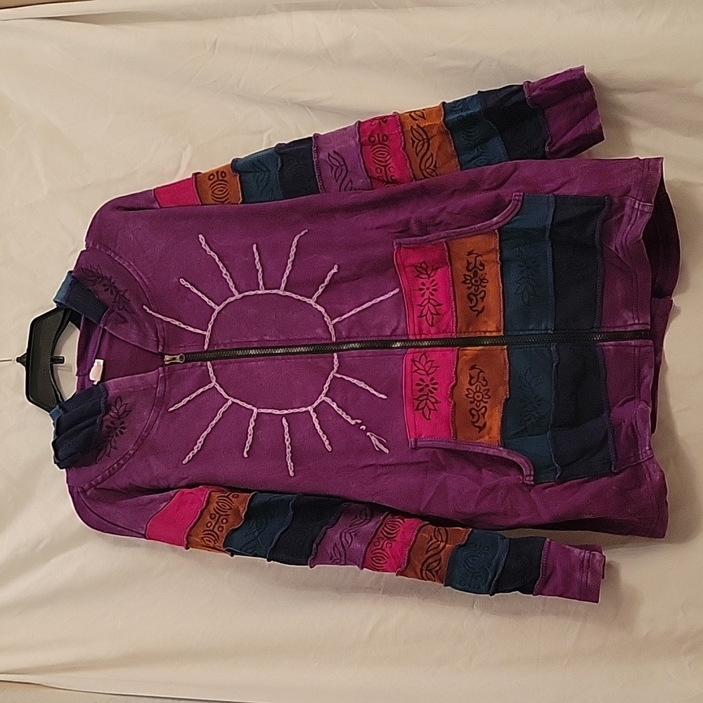 GREATER GOOD NETWORK HOODED SWEATER